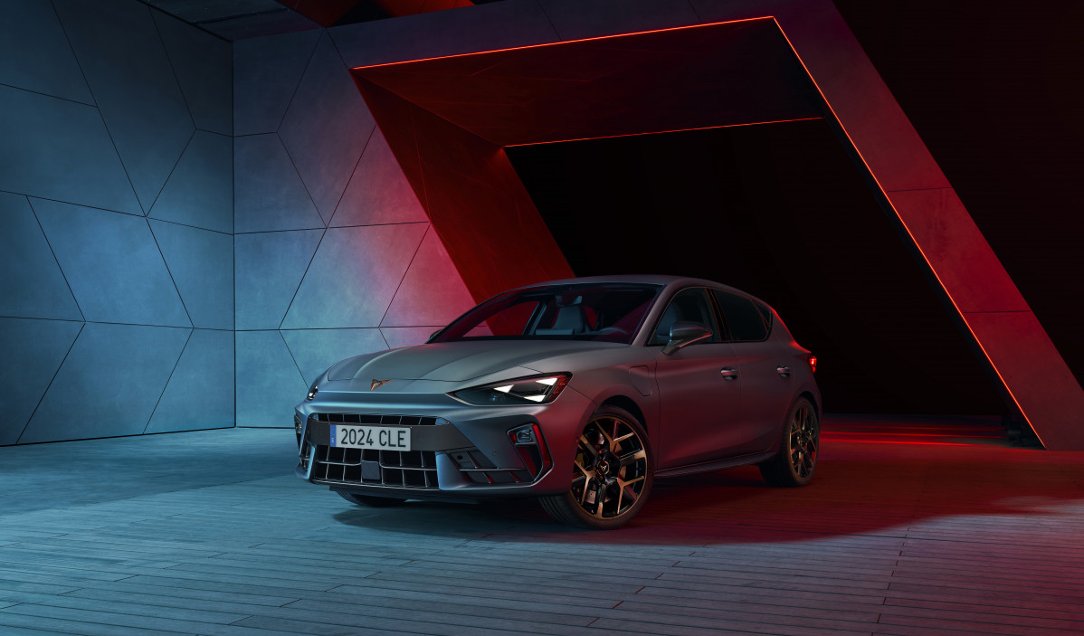CUPRA unveils the new CUPRA Formentor and CUPRA Leon built to provoke strong emotions 05 HQ