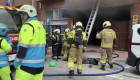 Dos bomberos muertos y otros 14 heridos en un incendio en un garaje en Alcorcón