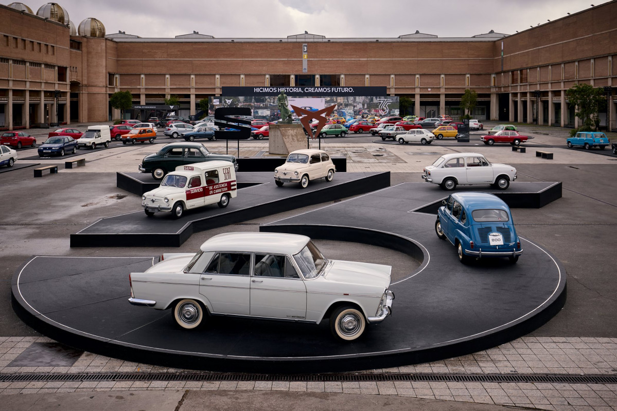 01. Seat 75 aniversario