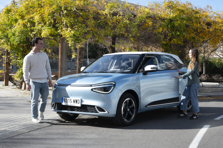 Dongfeng regala un coche eléctrico al estudiante con mejor nota en la selectividad (PAU)