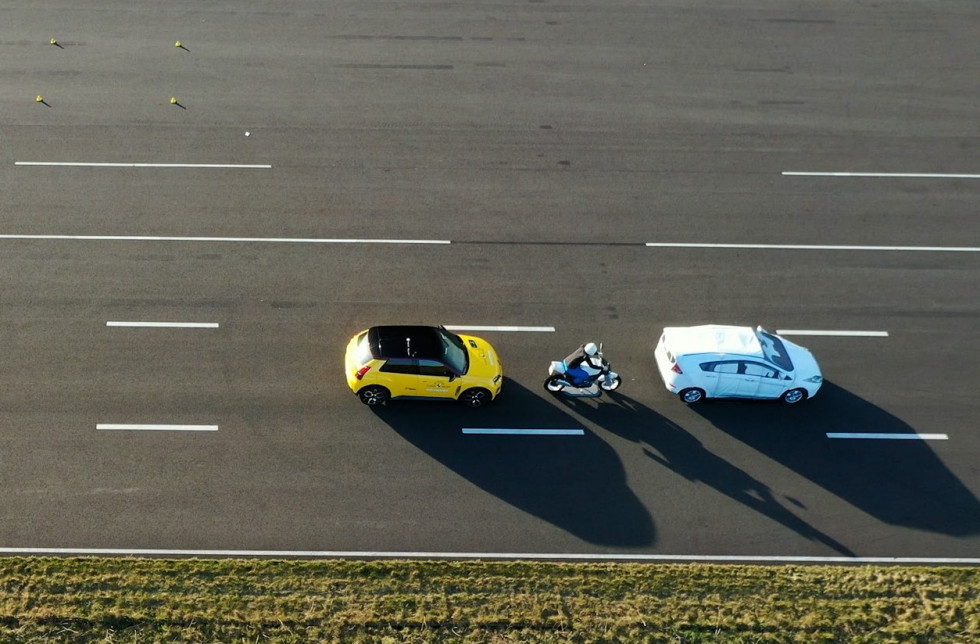 ​EuroNcap destaca 4 automóviles por sus sistemas de ayuda a la conducción