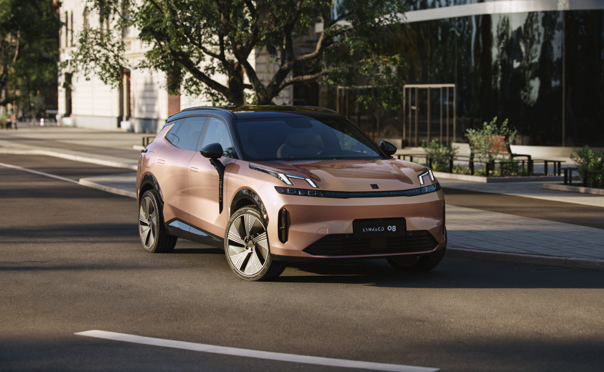 Lynk&co 081