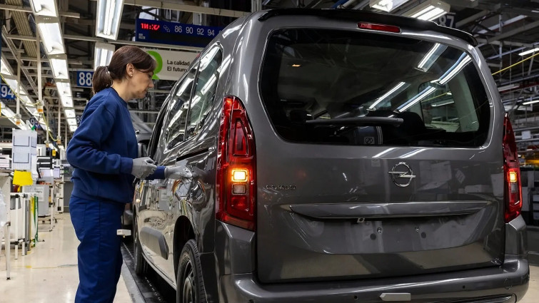 Stellantis parará sus fábricas de Vigo y Figueruelas varios días en octubre